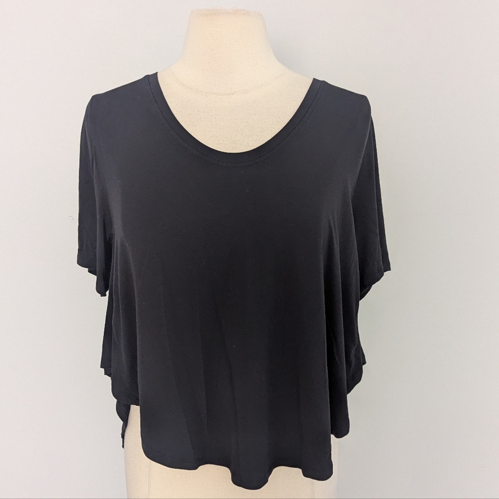 Women's Lululemon 6 Black Hi Low Blouse Workout Athletic